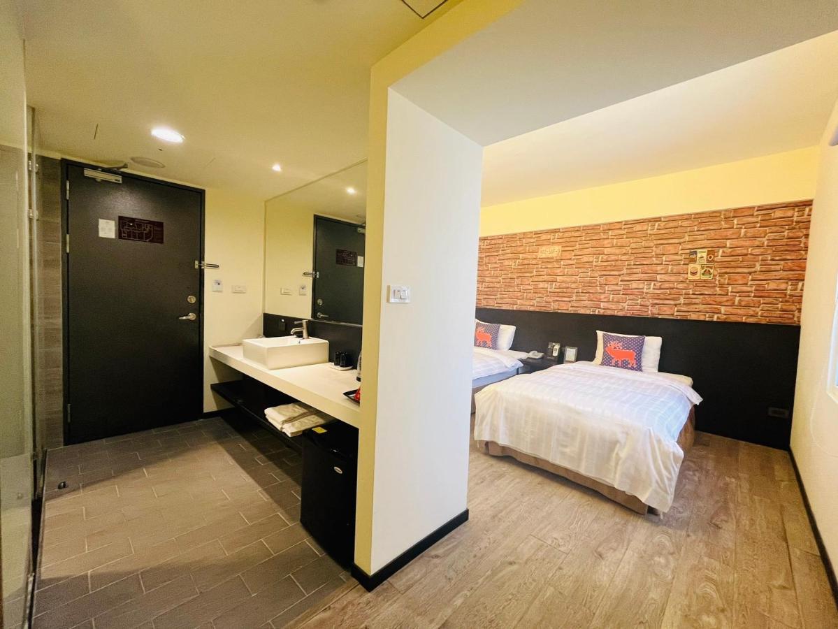 Home Rest Hotel Taitung Exterior photo