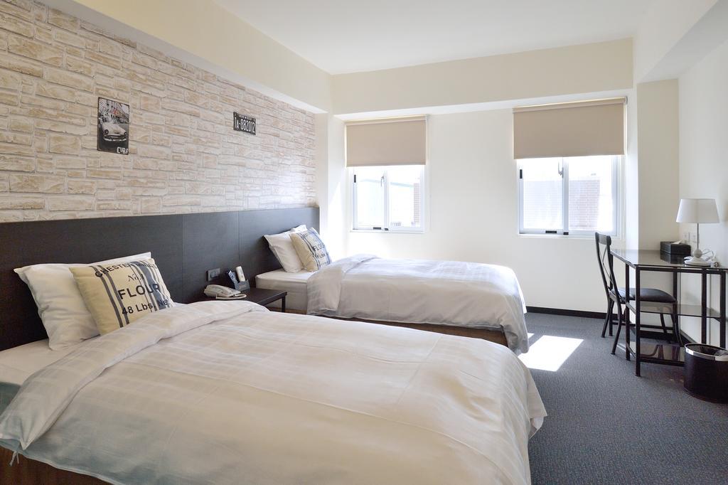 Home Rest Hotel Taitung Exterior photo