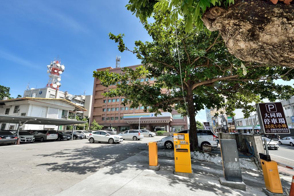 Home Rest Hotel Taitung Exterior photo