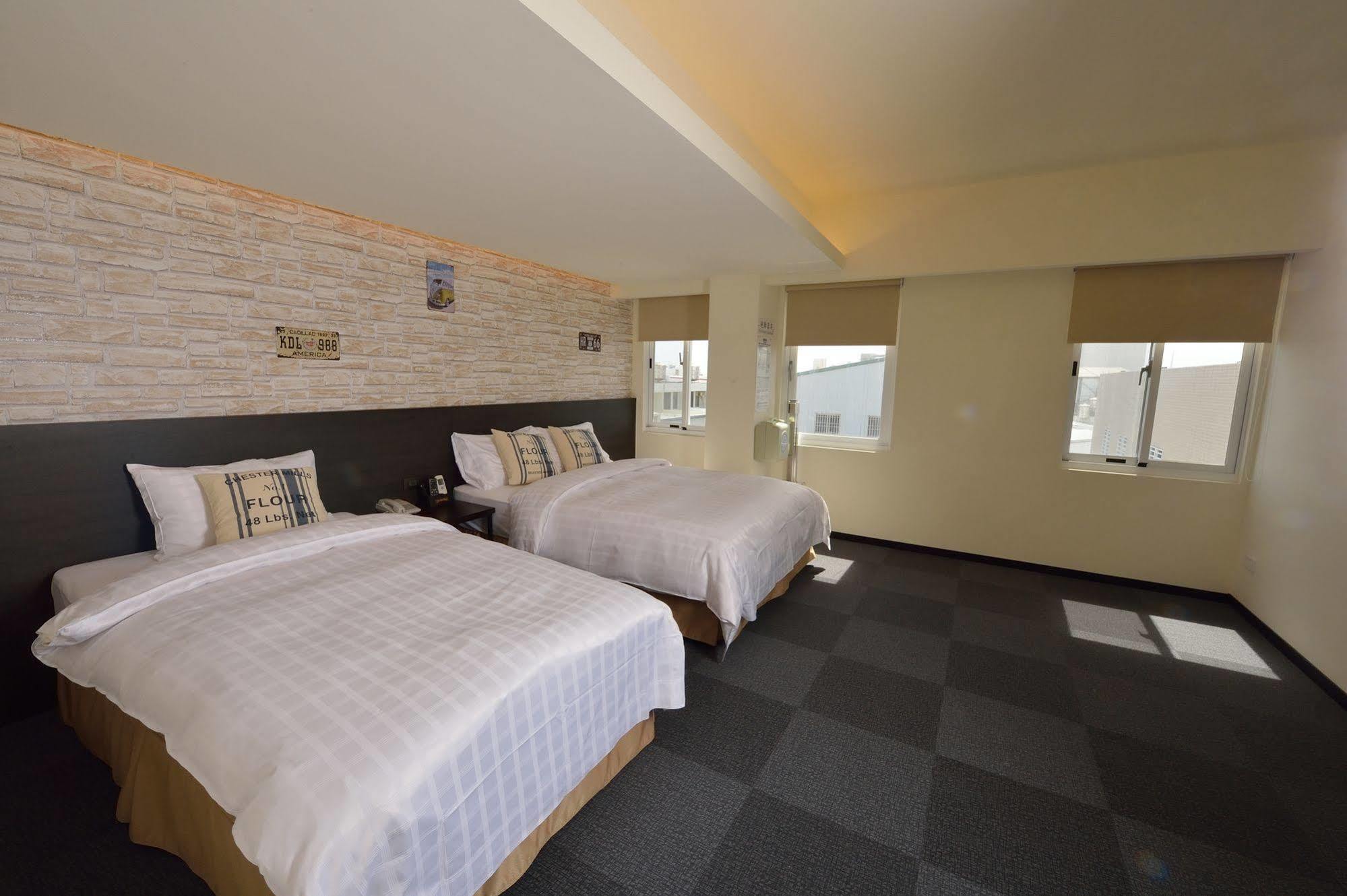 Home Rest Hotel Taitung Exterior photo