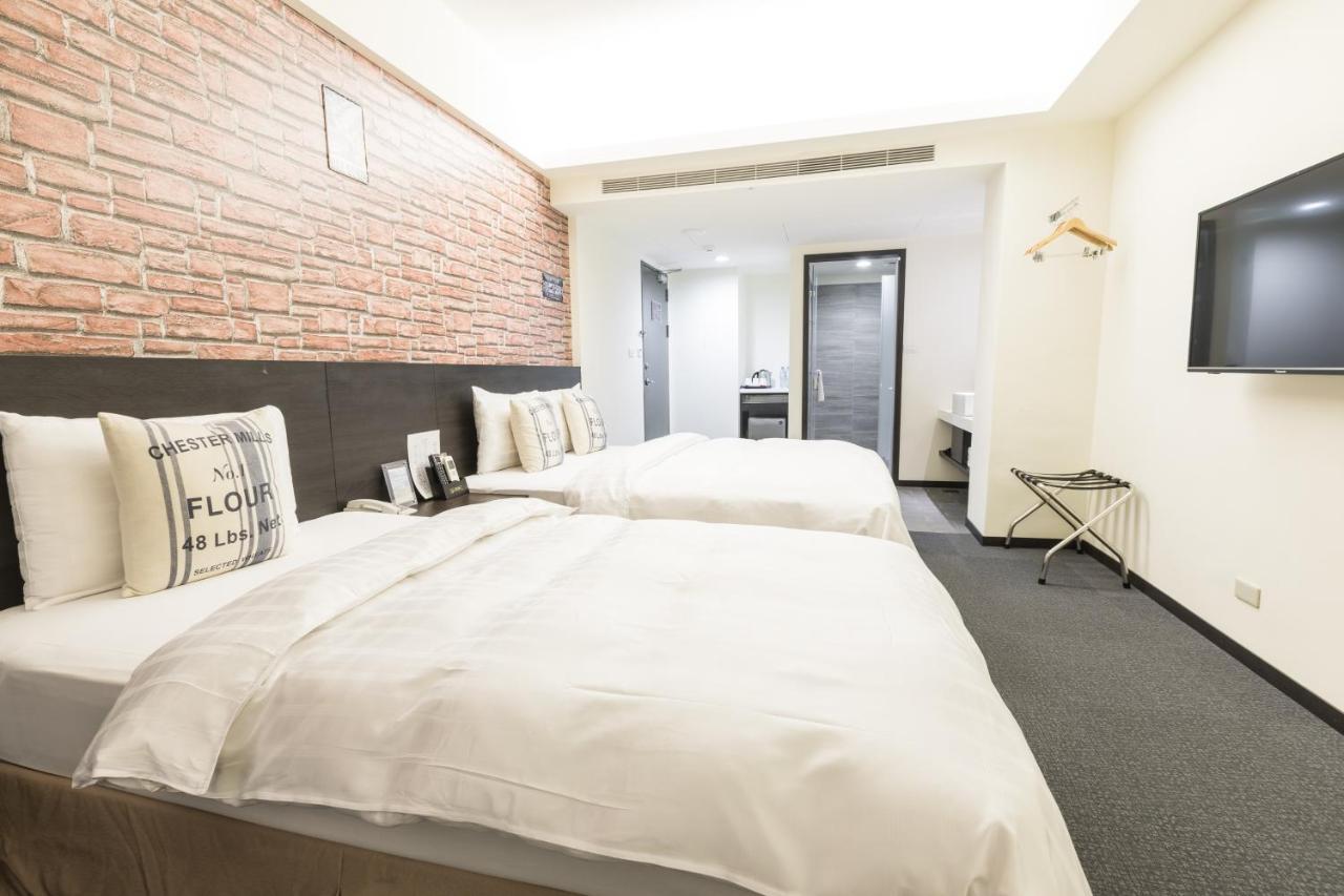 Home Rest Hotel Taitung Exterior photo