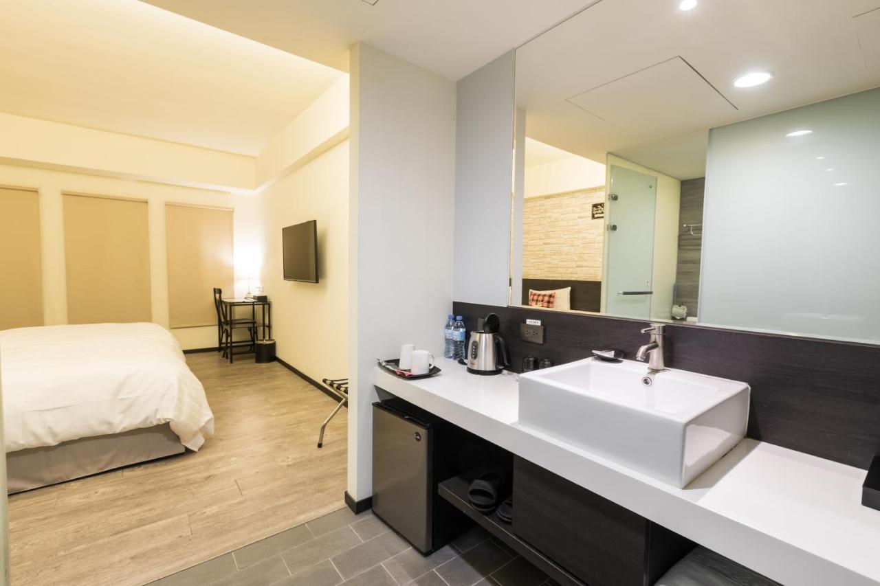Home Rest Hotel Taitung Exterior photo